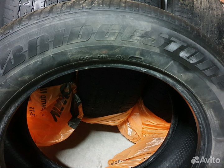 Bridgestone Dueler H/L 422 Ecopia 245/55 R19