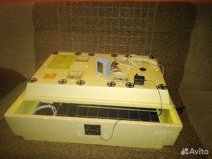 Продам инкубатор