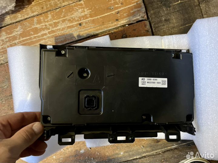 Головное устройство JBL Toyota Tundra оригинал