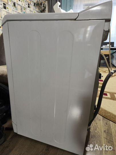 Стиральная машина с вертикальной загрузкой