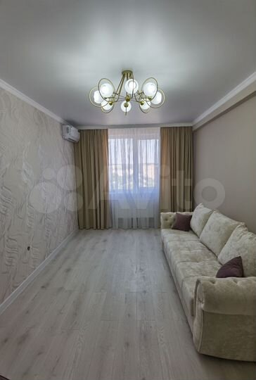 2-к. квартира, 61 м², 9/9 эт.