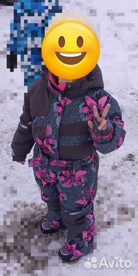 Зимний комбинезон для девочки
