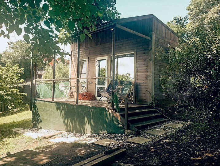 Дом 24 м² на участке 4 сот.