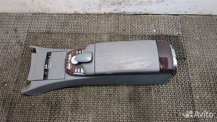 Консоль салона Mercedes S W221, 2007