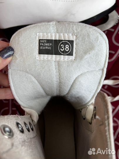 Коньки женские 38 размер