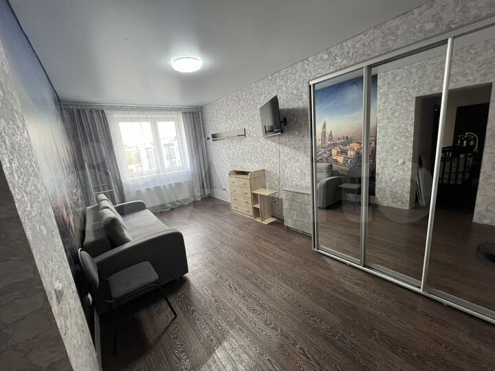 2-к. квартира, 52 м², 5/5 эт.