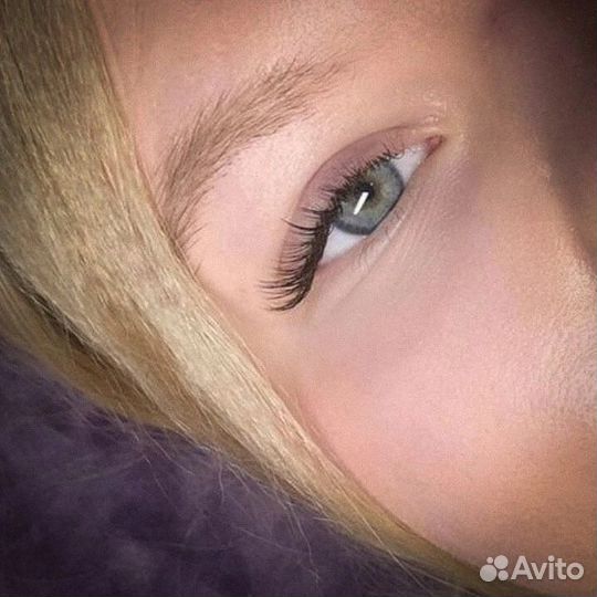 Нарашивание ресниц, оформление бровей