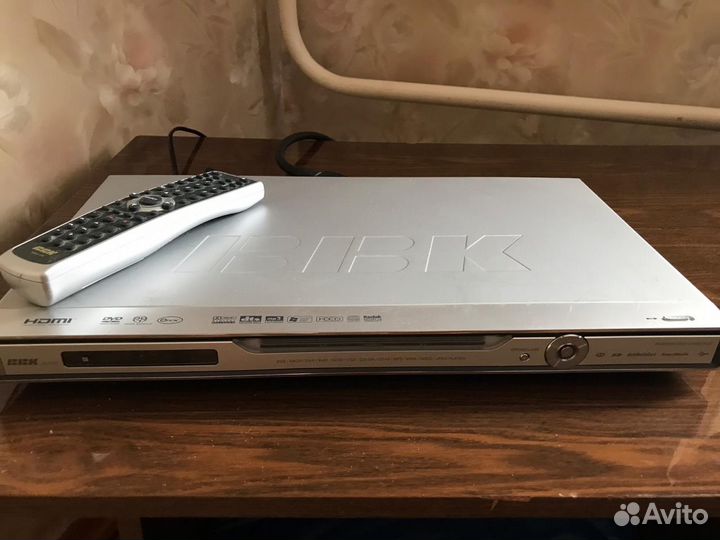 Плеер DVD BBK,серебро