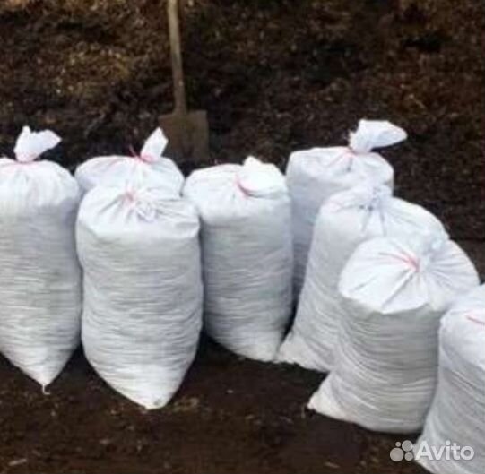 Куриный помет в мешках