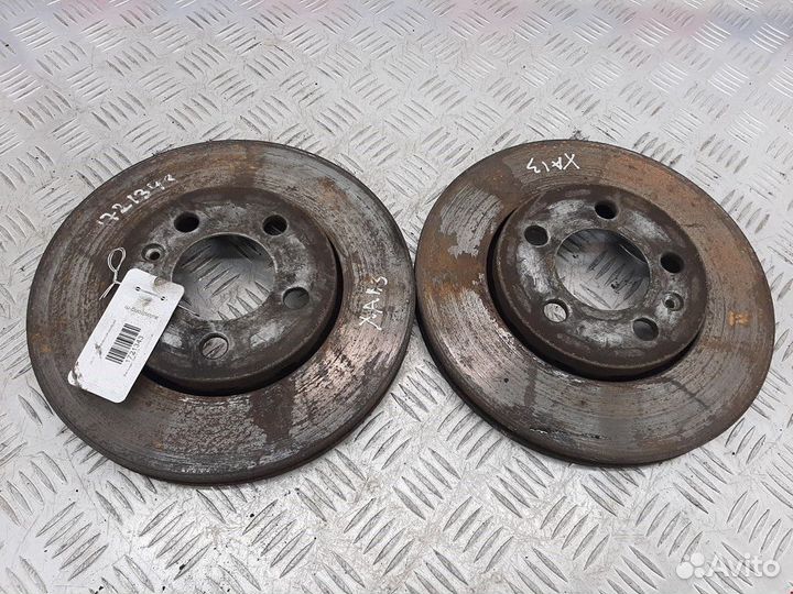 Диск тормозной передний Volkswagen Golf 3 2000