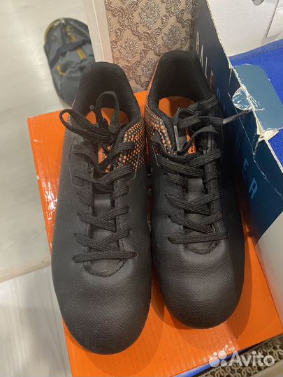 Футбольные бутсы 34