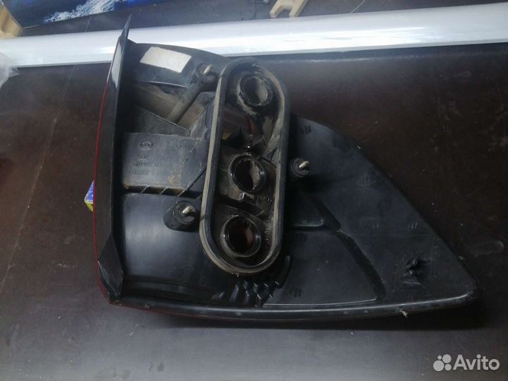 Продам фонарь задний Лада Гранта