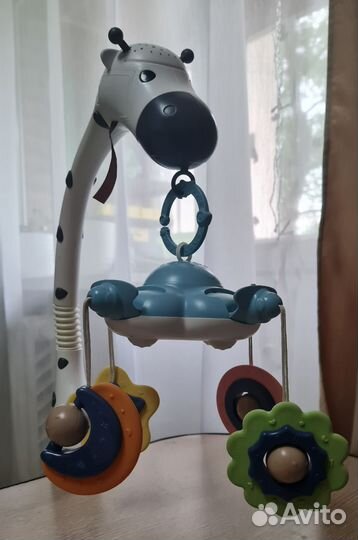 Мобиль в детскую кровать с проектором жираф zeimas