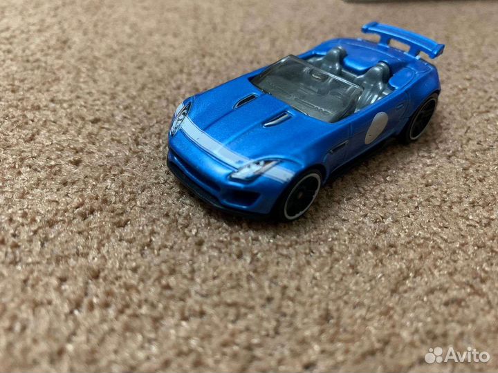 Hot wheels машинки