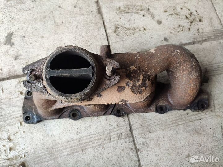 Коллектор выпускной Peugeot 406