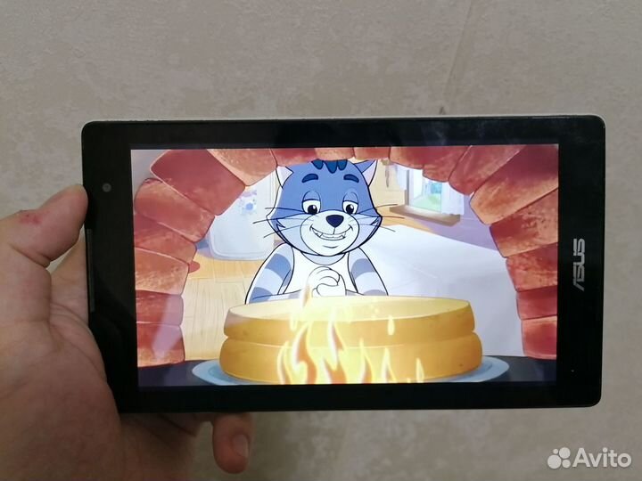 Планшет Asus для просмотра ютуба