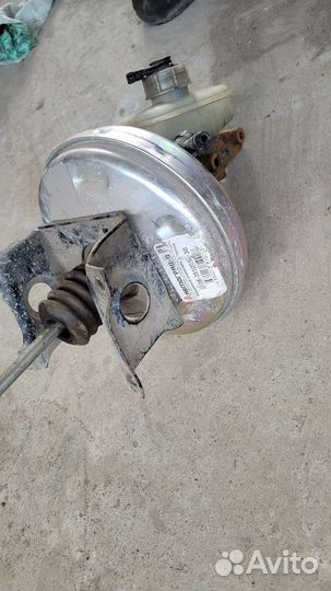 Вакуум в сборе с главным цилиндров ваз