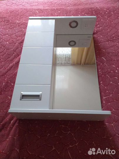 Полка настенная навесная