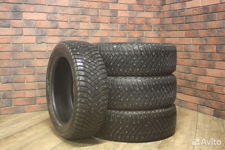Goodyear UltraGrip Arctic 2 205/55 R17