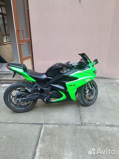 Электромотоцикл Yamaha SE R-3