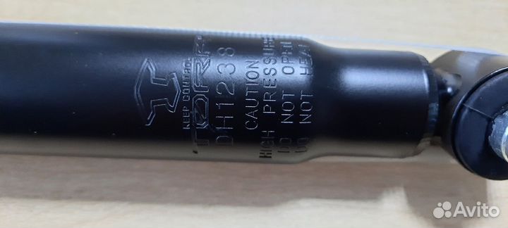 Амортизатор задний Пежо 307/308/Ситроен C4