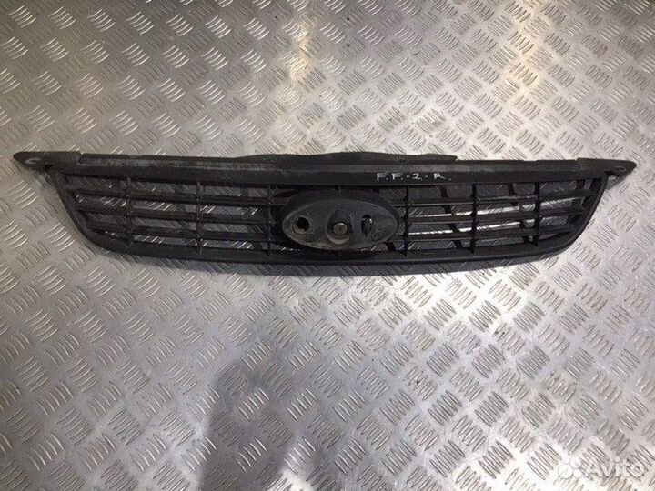 Решетка радиатора Ford Focus 2 хэтчбек 1.8 qqdb