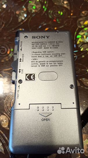 Кассетный диктофон sony
