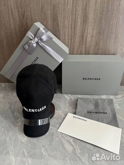 Бейсболка Balenciaga