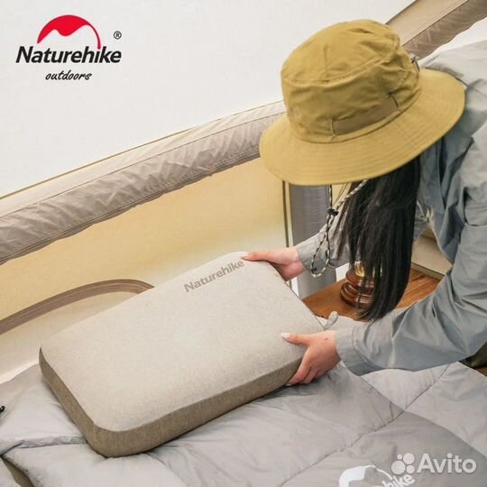 Анатомическая подушка Naturehike (Memory Foam)