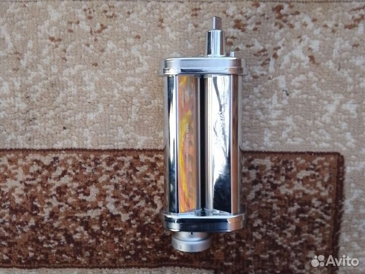 Насадки для раскатки теста и нарезки макарон