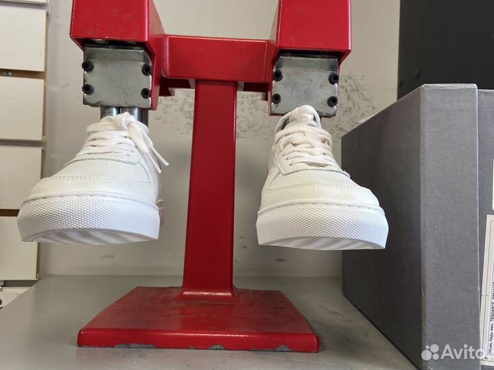 Растяжка обуви