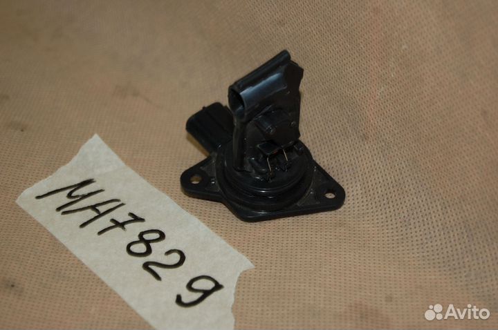 Датчик расхода воздуха - Toyota Land Cruiser Prado