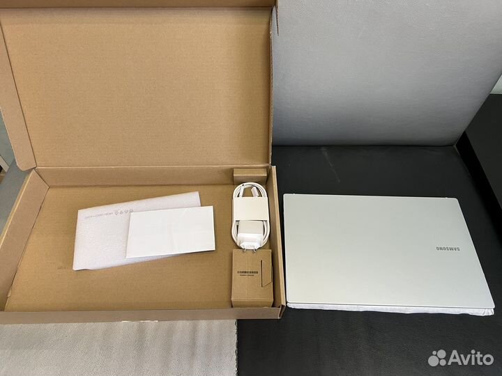 Новый ультрабук samsung galaxy book np750