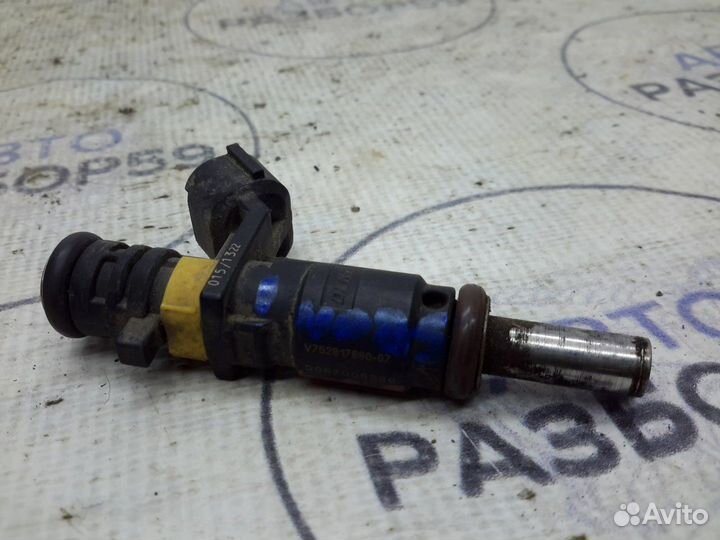 Форсунка топливная Peugeot 408