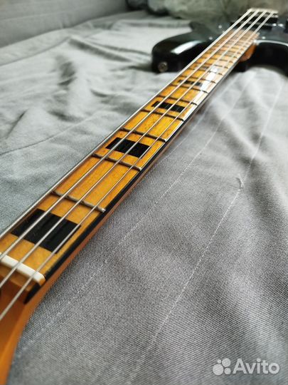 Леворукий бас Fender Squier CV 70s Jazz Bass