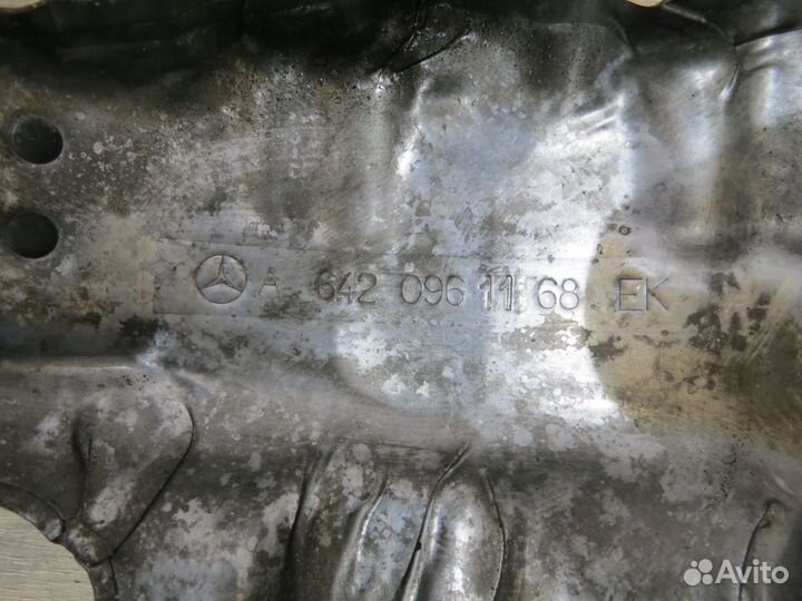 Экран тепловой Mercedes W164 ML