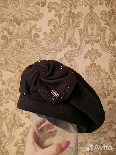 Берет женский