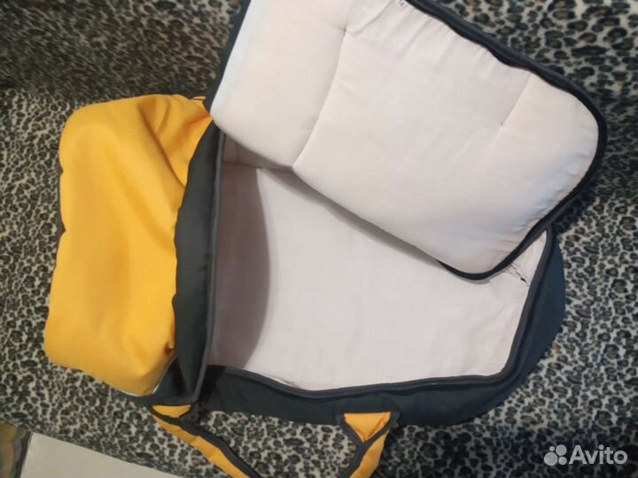 Детская переноска+горка и круг для купания