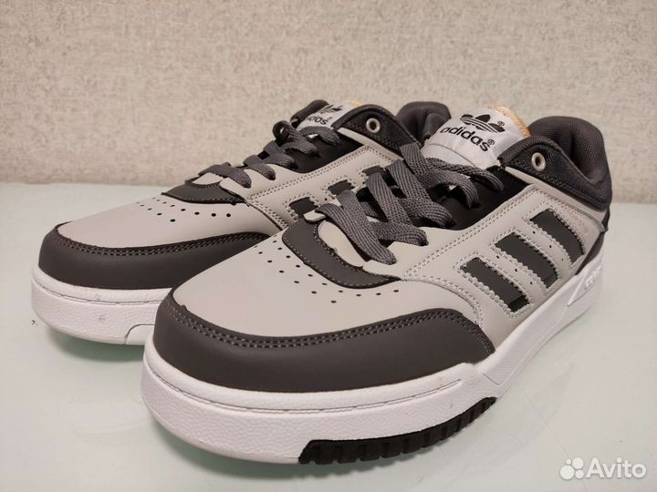 Кроссовки adidas drop step