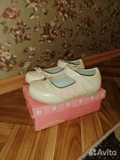 Босоножки для девочки