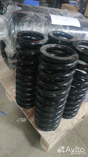 Пружина механизма подъема и опускания трапа Политр