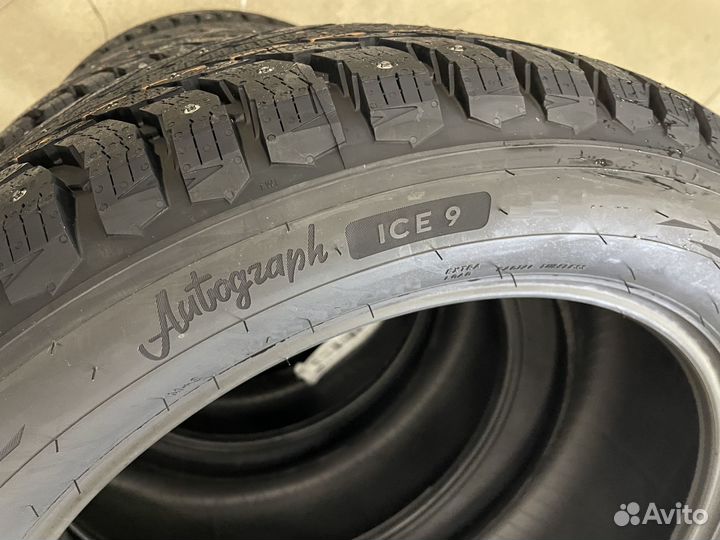 Ikon Tyres Autograph Ice 9 235/45 R18 98T