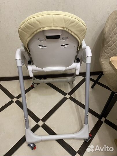 Стульчик для кормления Peg Perego Follow Me Paloma