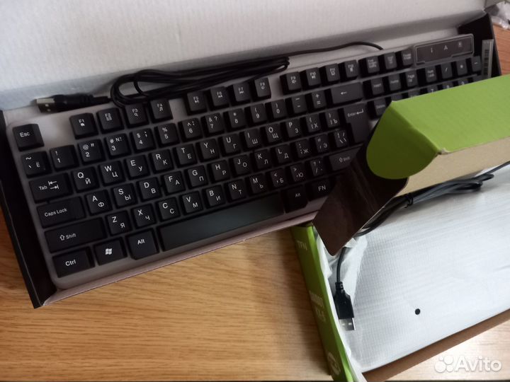 Игровая клавиатура с подсветкой