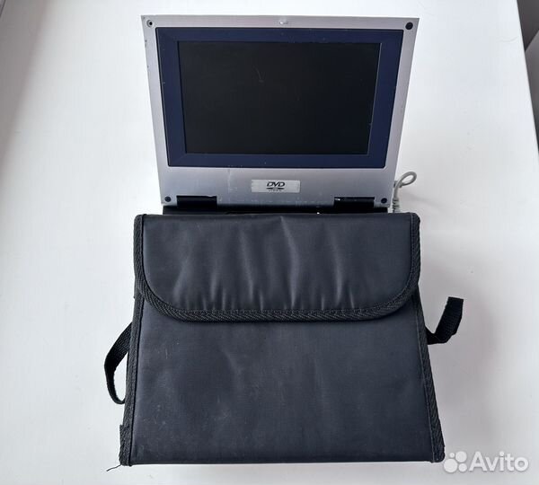 Портативный DVD проигрыватель с чехлом
