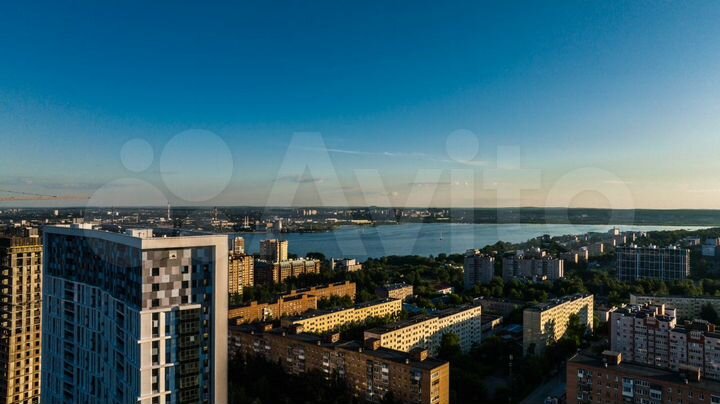 3-к. квартира, 70 м², 3/23 эт.