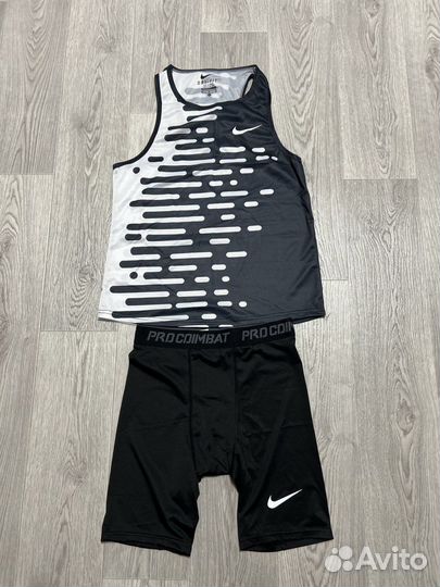 Комплект для бега Nike (майка + шорты)