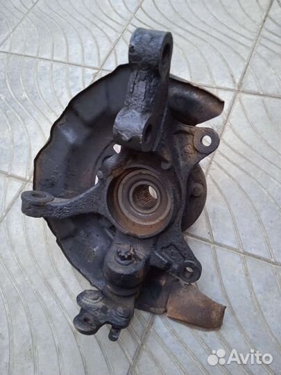 Поворотный кулак