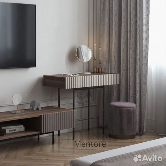 Консоль Batista (лдсп, Австрия)