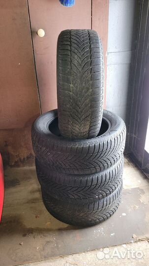 Goodyear UltraGrip Ice 2 235/55 R17 103T